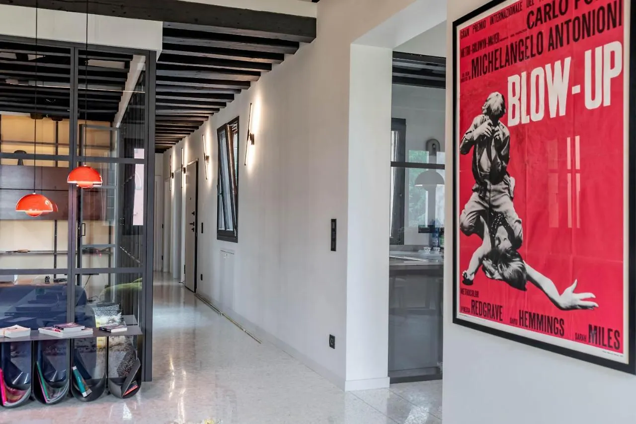 Ca' Delle Carrozze Stylish 2 Bedroom Loft-Style Venice