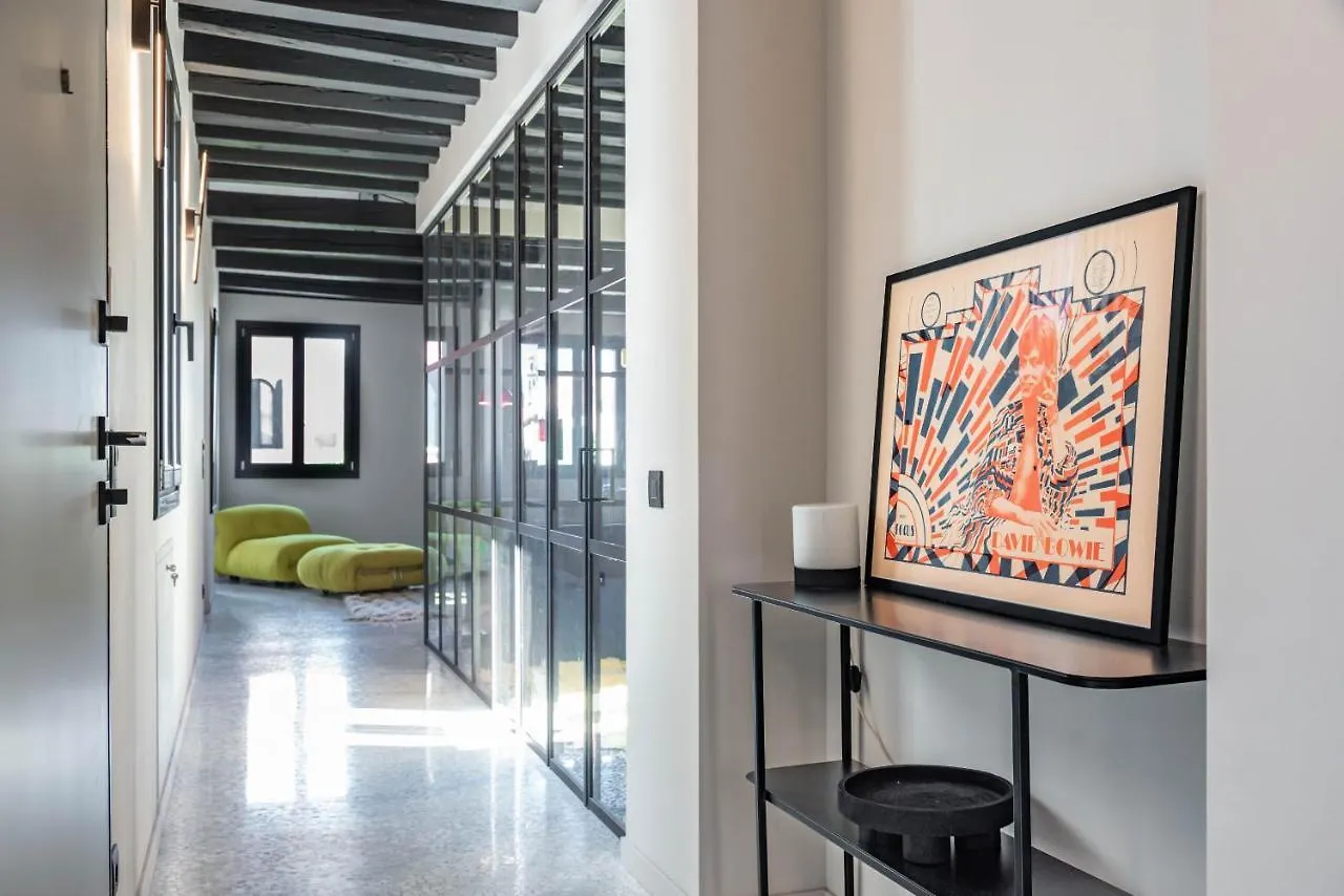 Ca' Delle Carrozze Stylish 2 Bedroom Loft-Style Venice 0*,  Italy