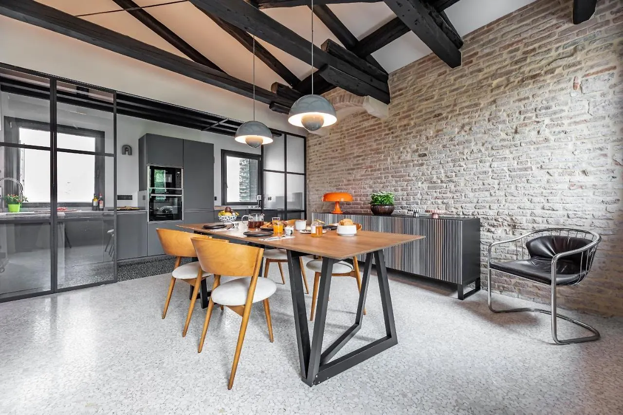 Apartment Ca' Delle Carrozze Stylish 2 Bedroom Loft-Style Venice